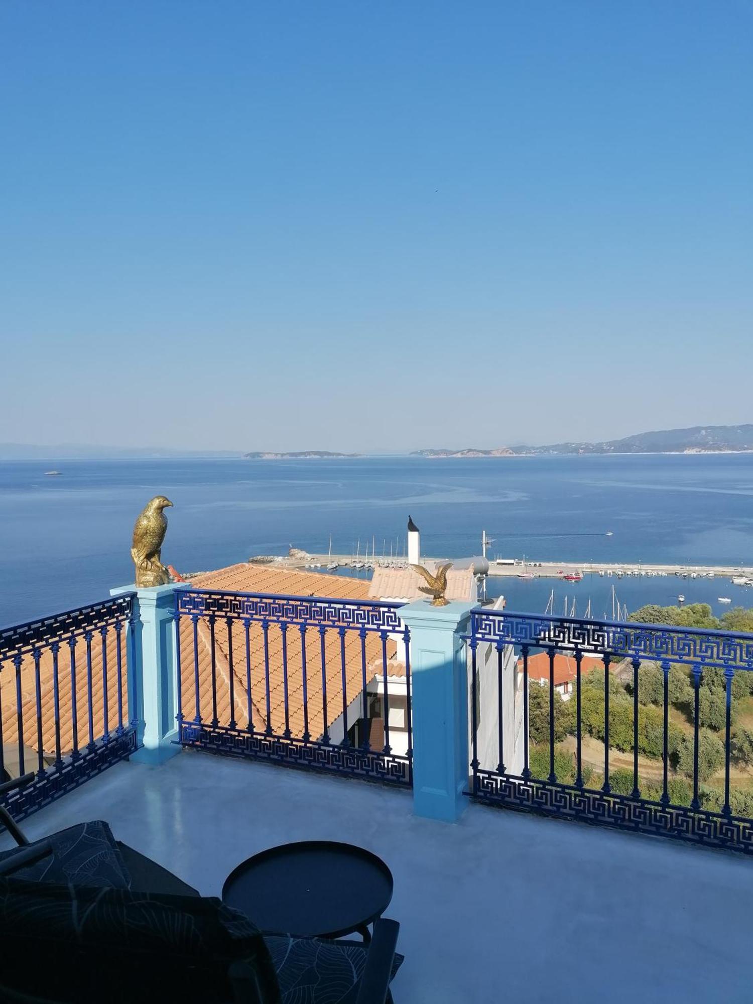 Villa Evmenia Panoramic View & Sea Front Apartments Città di Skopelos Esterno foto